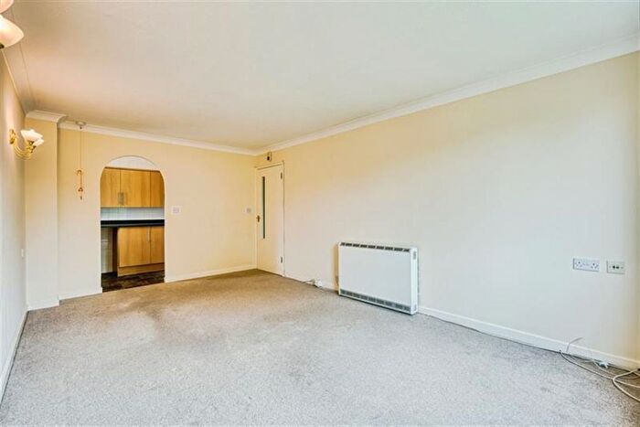 1 Bedroom Flat To Rent In Homelyme House, Poynton, SK12