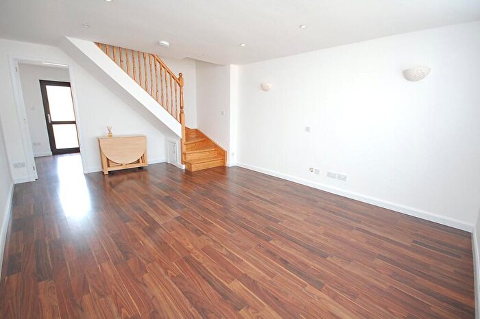 2 Bedroom End Of Terrace House To Rent In Langdykes Drive, Cove, Aberdeen, AB12