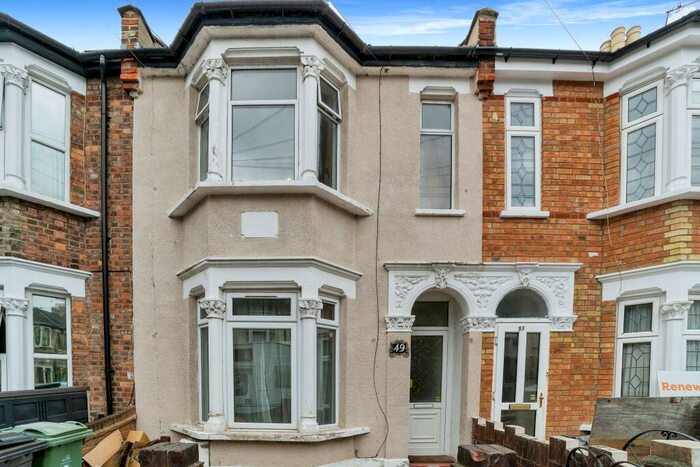 3 Bedroom Terraced House To Rent In Lansdowne Road, Walthamstow, London, E17