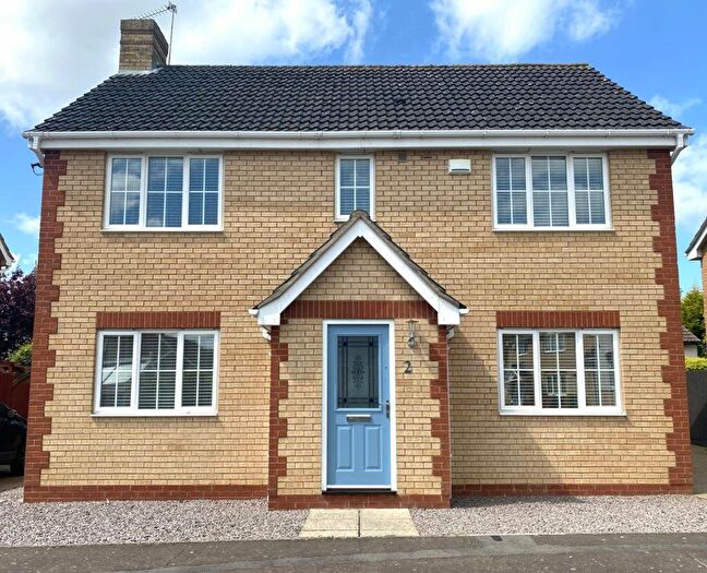 4 Bedroom Detached House To Rent In Lidgate Close, Botolph Grn, Peterborough, PE2