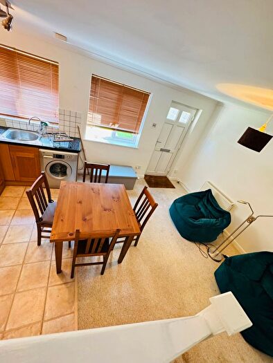 1 Bedroom Maisonette To Rent In Aymer Drive, Staines-Upon-Thames, TW18