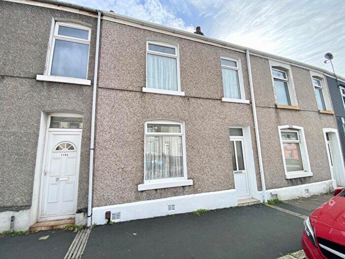 4 Bedroom Terraced House For Sale In Neath Road, Plasmarl, Swansea, City And County Of Swansea., SA6