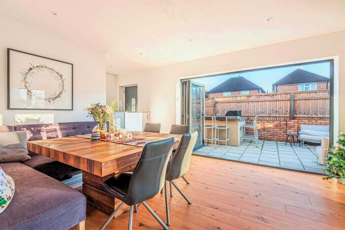 4 Bedroom Semi-Detached House To Rent In Combe Road, Godalming, GU7