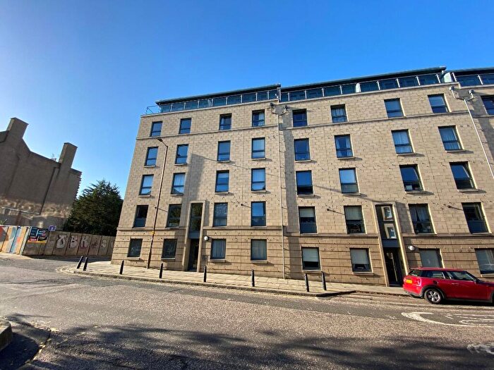 2 Bedroom Flat To Rent In Robertson Avenue, Gorgie, Edinburgh, EH11