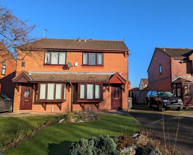 3 Bedroom Property To Rent In Heathers Croft, Bootle, Liverpool, L30