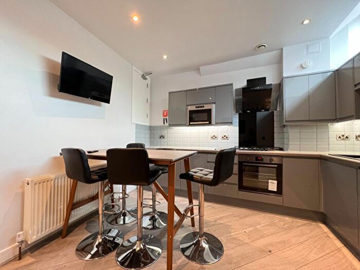 5 Bedroom Semi Detached House To Rent In Cranbrook Street, Nottingham, NG1