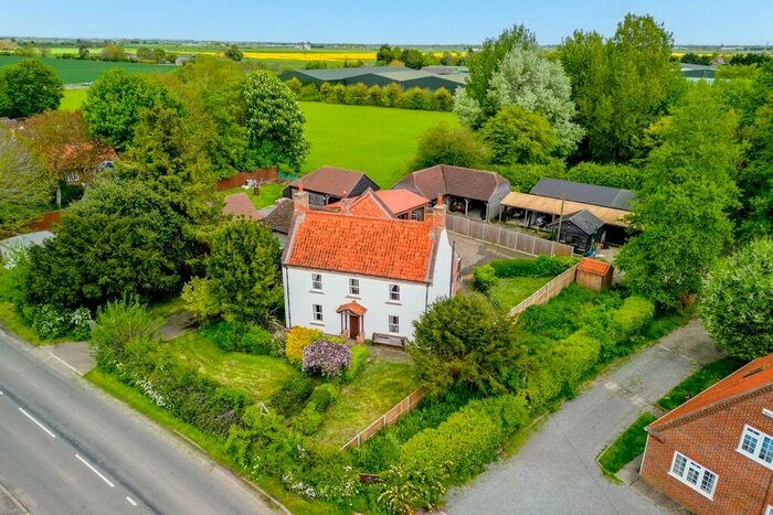 3 Bedroom Cottage For Sale In North End, Swineshead, PE20