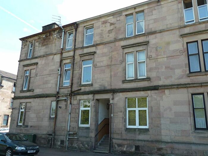 1 Bedroom Flat To Rent In Brachelston Street Greenock, PA16