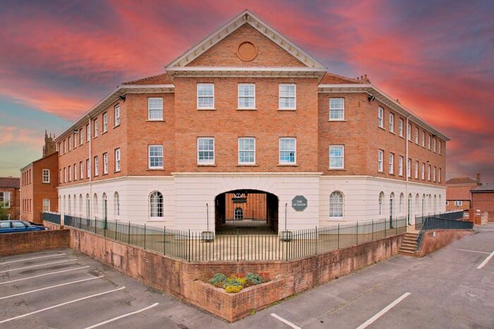 2 Bedroom Semi-Detached House To Rent In The Octagon, Taunton, Somerset, TA1