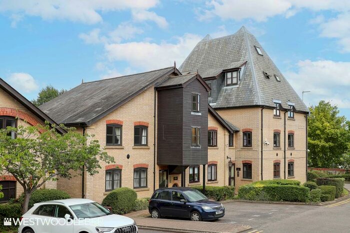 2 Bedroom Apartment To Rent In River Meads, Stanstead Abbotts, SG12