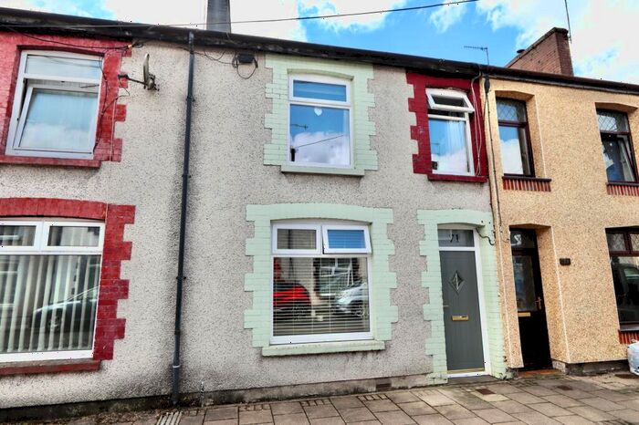3 Bedroom Terraced House For Sale In Alexandra Road, Ynysddu, NP11