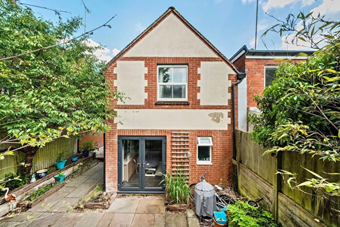 3 Bedroom Semi-Detached House For Sale In Shiplake Bottom, Shiplake Bottom, Peppard Common, Henley-On-Thames, Oxfordshire, RG9