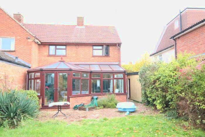 2 Bedroom House To Rent In Fanshawe Road, CB1