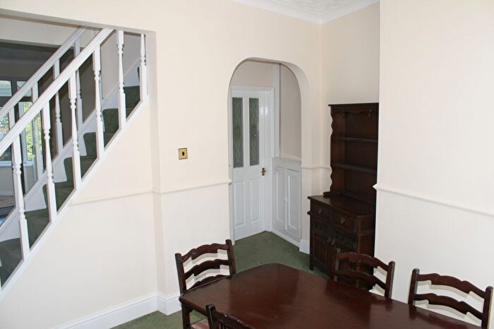 2 Bedroom End Of Terrace House To Rent In Barnsley Road, Cudworth, Barnsley, S72