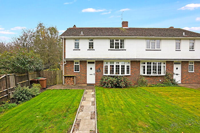 3 Bedroom Semi-Detached House For Sale In Wormshill, ME9
