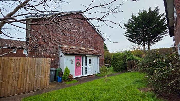 1 Bedroom End Of Terrace House To Rent In Oakridge, Cardiff, CF14