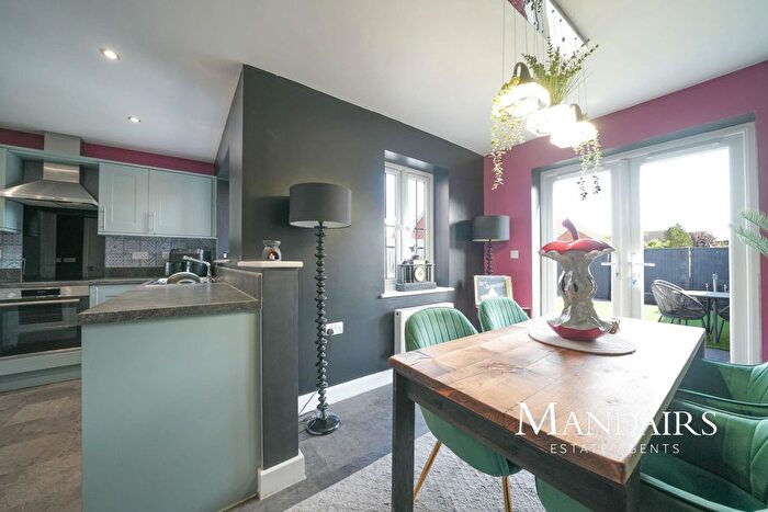 3 Bedroom Semi-Detached House For Sale In Willow Court, Cowbit, Spalding, PE12