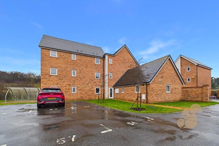2 Bedroom Flat For Sale In Christopher Garnett Chase, Stanway, Colchester, CO3