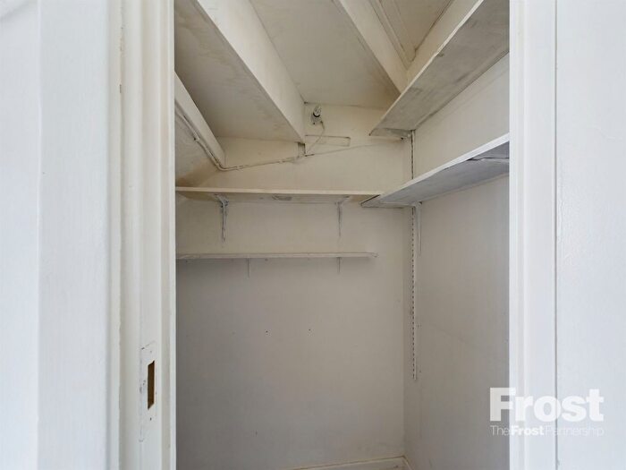 1 Bedroom Terraced House To Rent In Shellfield Close, Staines-Upon-Thames, Surrey, TW19