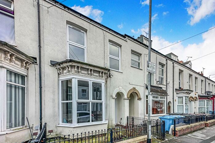 4 Bedroom Terraced House For Sale In Granville Street, Hull, HU3