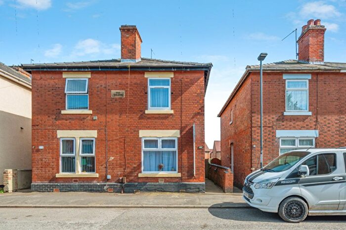 3 Bedroom Semi Detached House For Sale In Warren Street, Derby, DE24