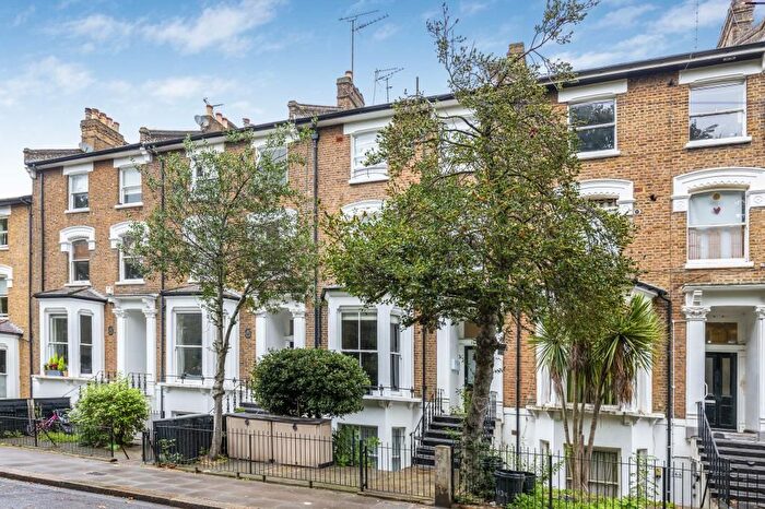 1 Bedroom Flat To Rent In Brook Green, London, W6