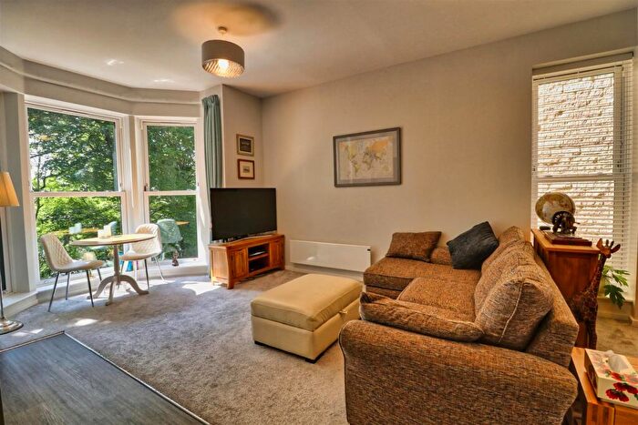 1 Bedroom Flat To Rent In Clarence Road, Horsforth, Leeds, West Yorkshire, LS18