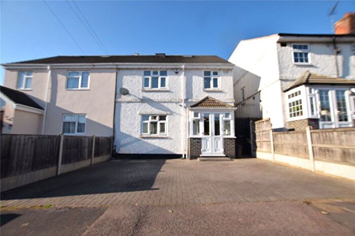 4 Bedroom Semi-Detached House To Rent In Hall Road, Chadwell Heath, Romford, RM6