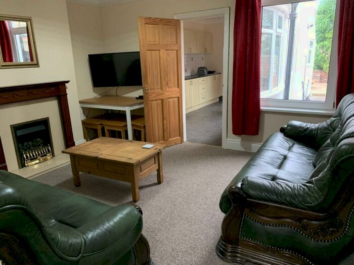 5 Bedroom Terraced House To Rent In Nelthorpe Street, Lincoln, Lincolnshire, LN5