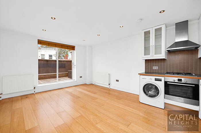 1 Bedroom Flat To Rent In Holloway Road, London, N7