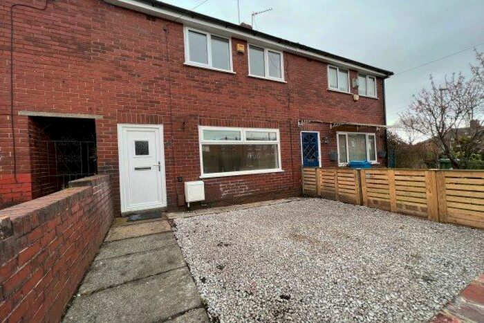 2 Bedroom Property To Rent In Urmson Street, Oldham, OL8