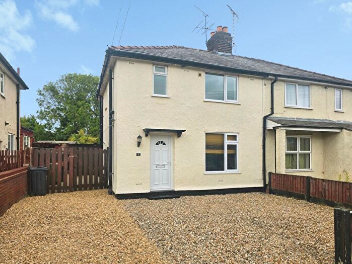3 Bedroom Semi-Detached House For Sale In Maple Grove, Hoole, Chester, Cheshire, CH2