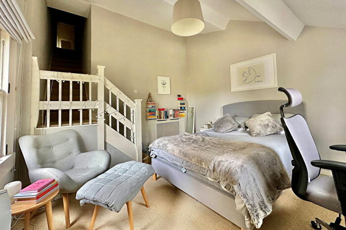 1 Bedroom Flat For Sale In Great Pulteney Street, Bath, BA2