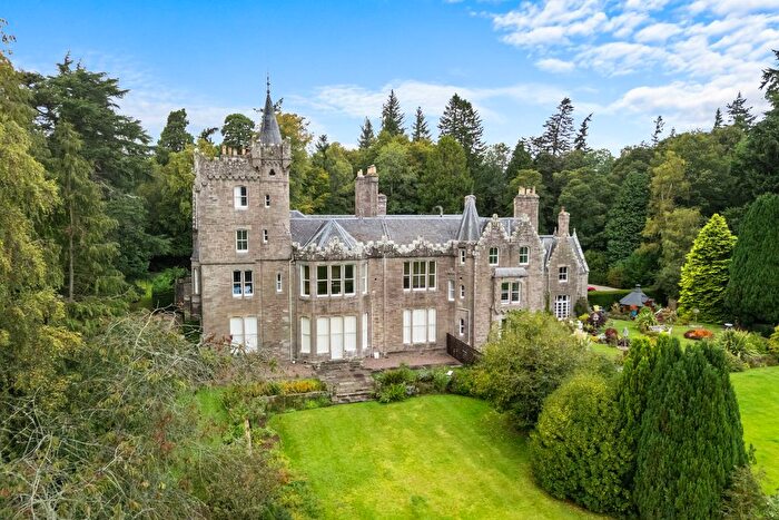 2 Bedroom Flat For Sale In Flat, Finavon Castle, Finavon, Forfar, DD8