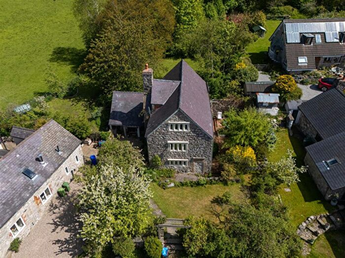 4 Bedroom Cottage For Sale In Llandegla, Wrexham, LL11