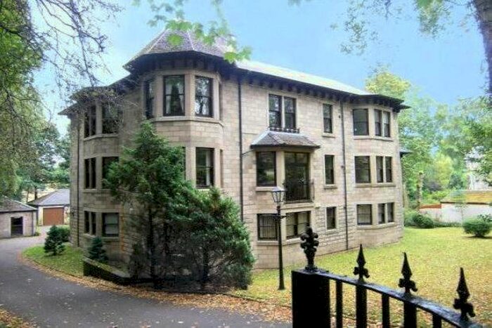 2 Bedroom Flat To Rent In Main Road, Paisley, PA2