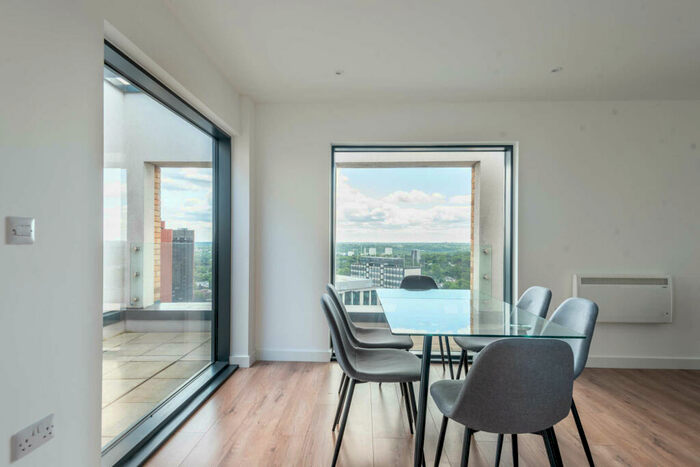 3 Bedroom Apartment To Rent In The Lansdowne, Hagley Road, Birmingham, B16