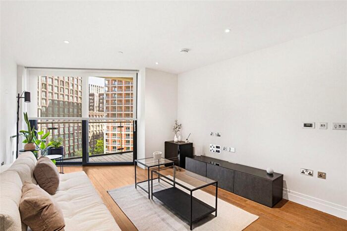 2 Bedroom Apartment To Rent In Riverlight Quay, London, SW11