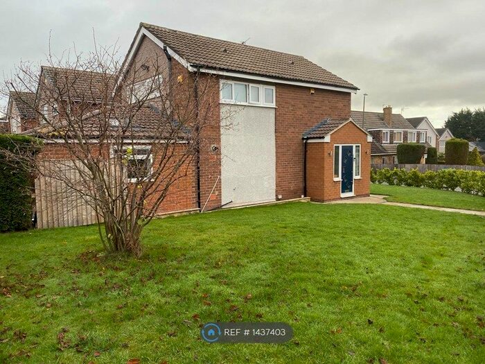 3 Bedroom Detached House To Rent In Linton Rise, Leeds, LS17