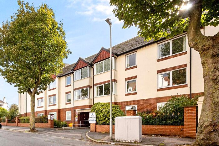 1 Bedroom Flat To Rent In Dyke Road, Brighton, BN1