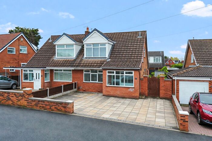 3 Bedroom Semi-Detached House For Sale In Lowfield Lane, St. Helens, WA9