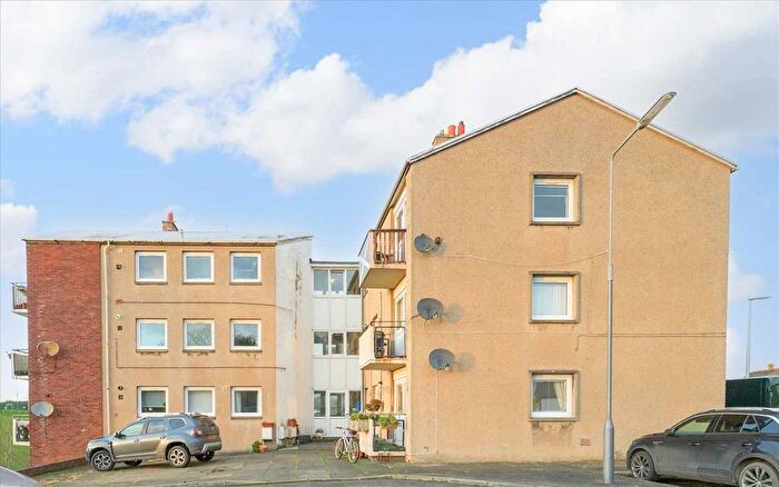 3 Bedroom Flat For Sale In Brock Street, North Queensferry, KY11