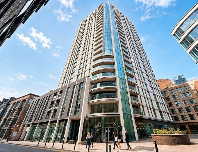 1 Bedroom Apartment For Sale In Altitude Point, Alie Street, Aldgate, London, E1