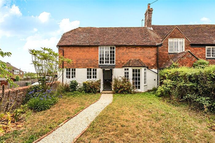 4 Bedroom End Of Terrace House For Sale In Ewhurst Green, Robertsbridge, East Sussex, TN32