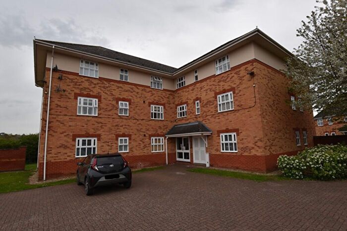 2 Bedroom Flat For Sale In Haddon Park, Colchester, CO1