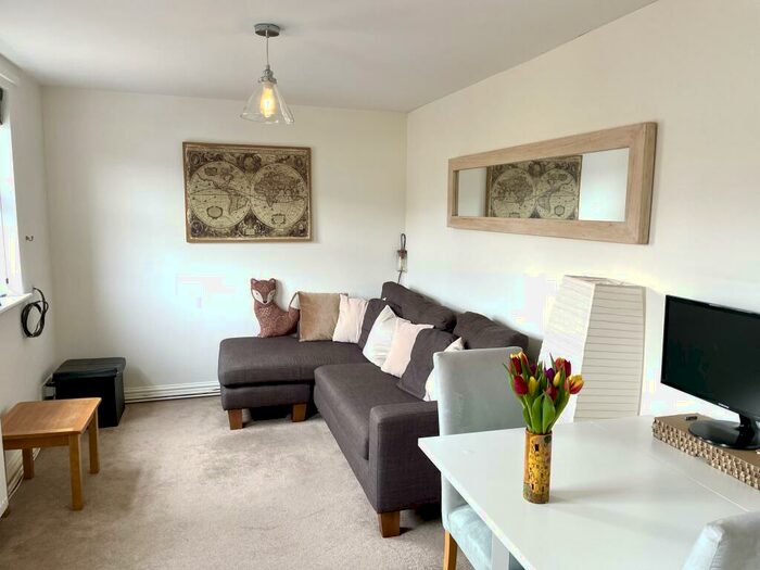 2 Bedroom Apartment To Rent In Hartington Road, Chorlton, M21