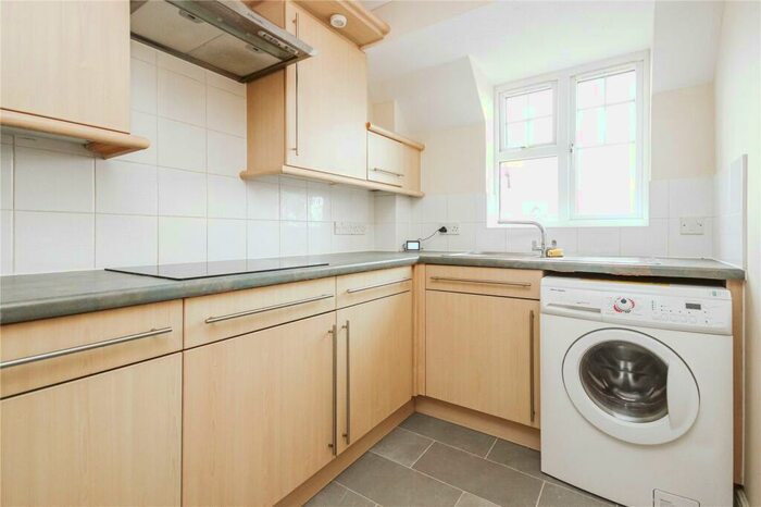 2 Bedroom Apartment To Rent In Pinkers Mead, Emersons Green, Bristol, BS16