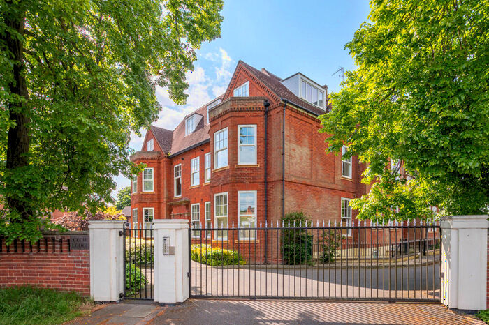 1 Bedroom Apartment To Rent In Newmarket, Suffolk, CB8