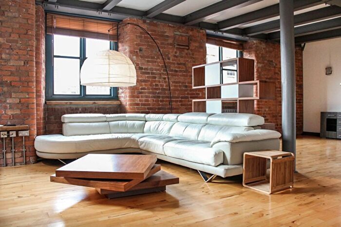 2 Bedroom Flat To Rent In Cambridge Street, Manchester, M1