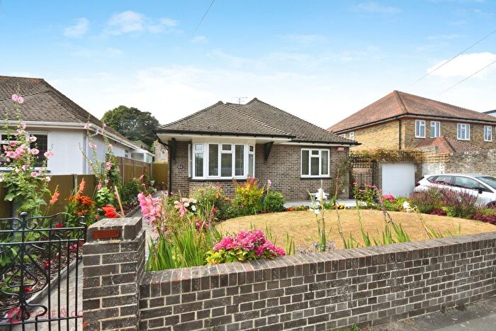 2 Bedroom Detached Bungalow For Sale In Gladstone Road, Broadstairs, Kent, CT10